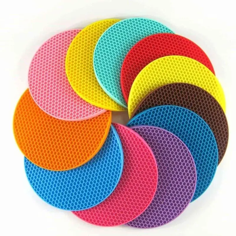 Round Silicone Coaster Non-slip Mat Heat Resistant - Image 5