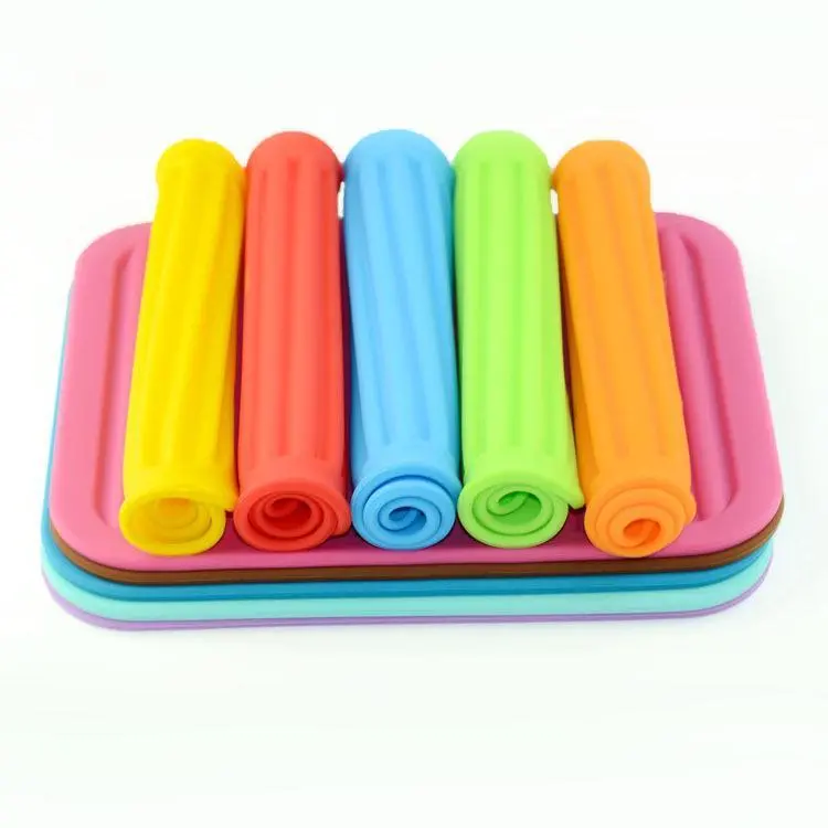 Soft silicone sustainable table mat anti slip heat resistant kitchen pad dish coaster foldable - Image 3